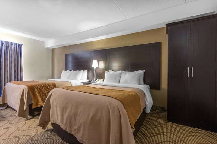 Room 5 of 25